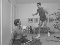 Everybody dance now!